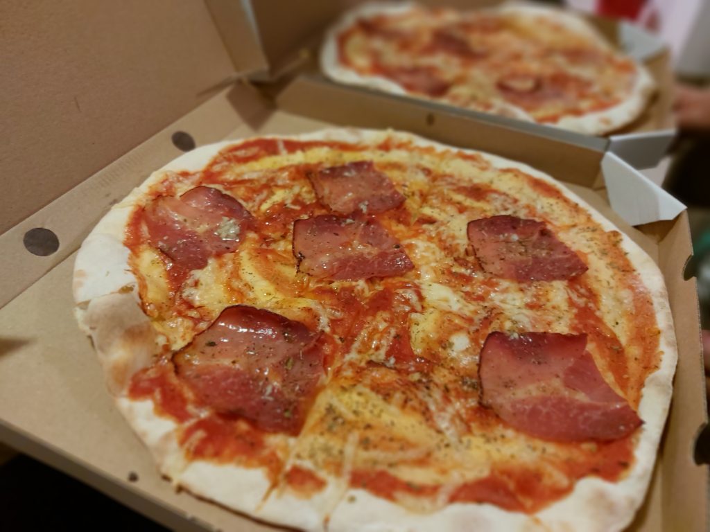 "Tirolese" pizza-Giovanni